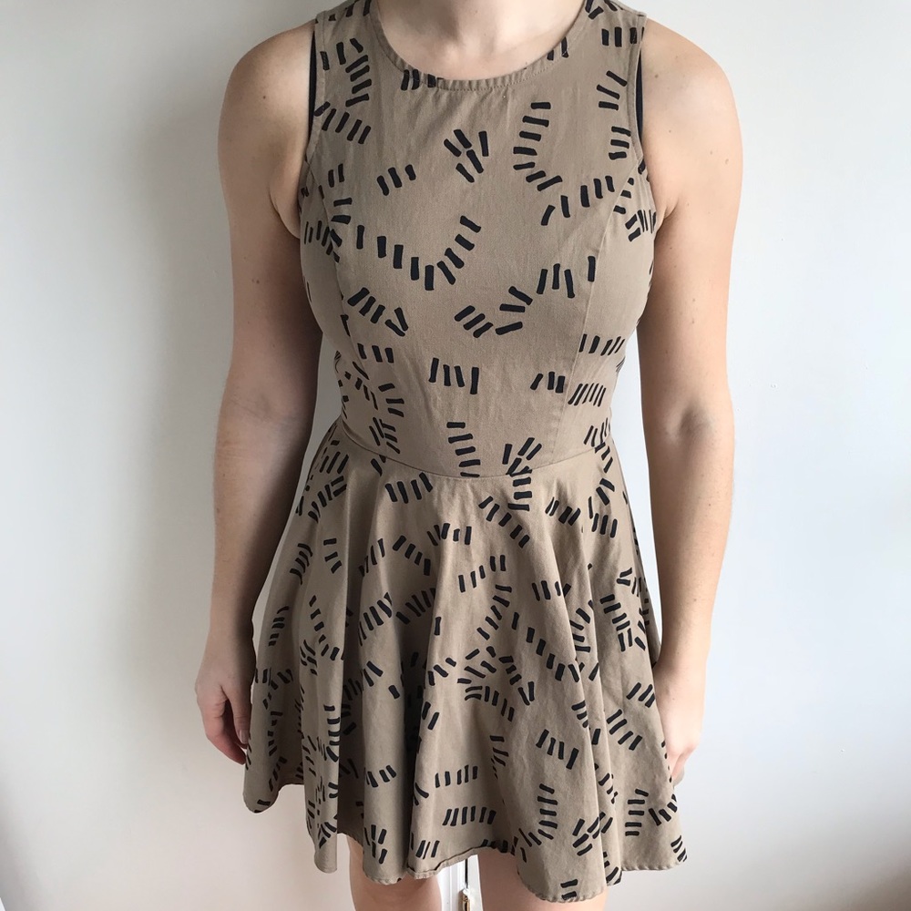 Dusen Dusen Aline Dress